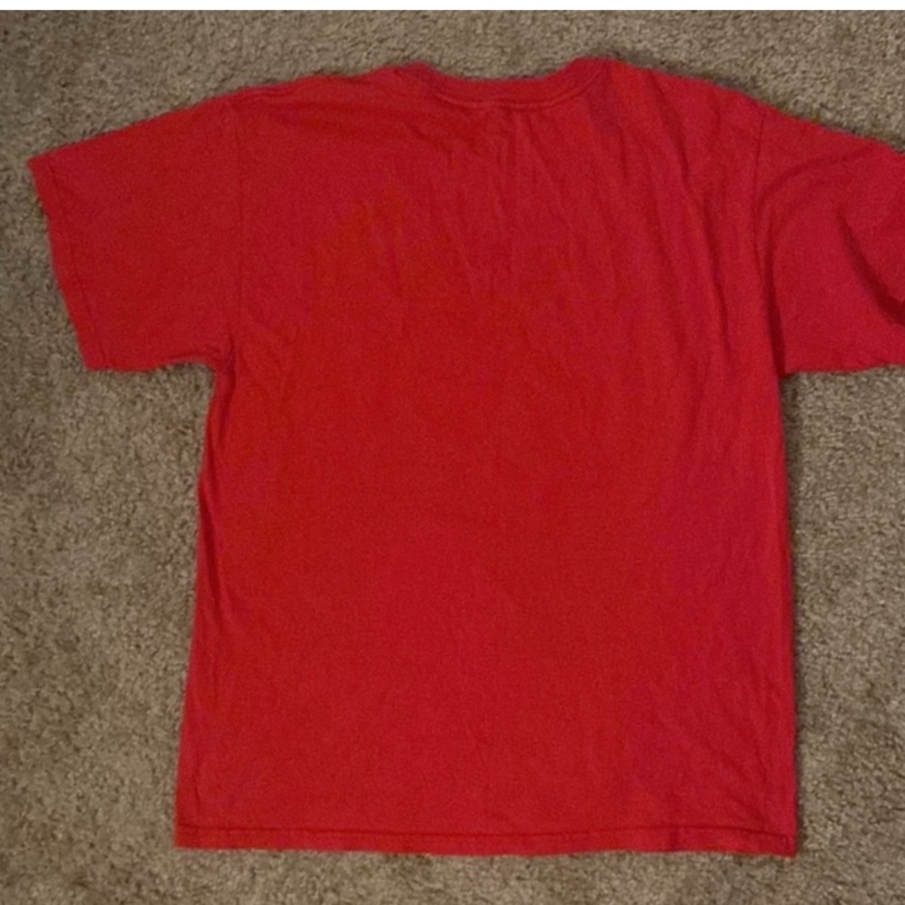 Disney Christmas Red T-Shirt Large - Picture 6 of 7